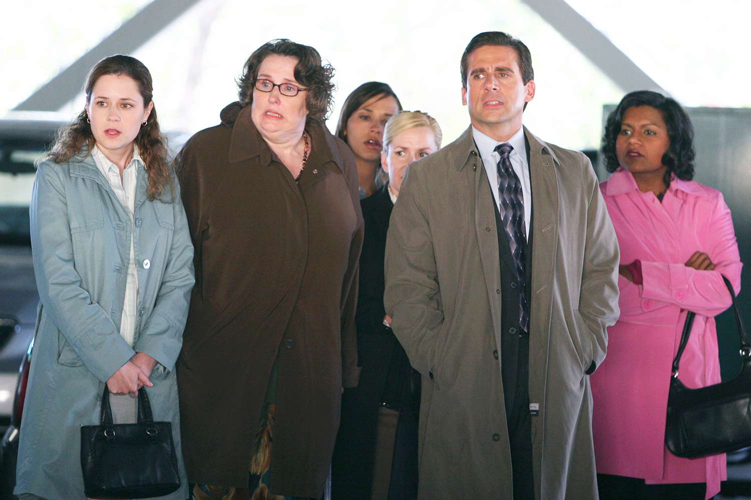 The Office stars Jenna Fischer as Pam Beesly, Phyllis Smith as Phyllis Lapin, Rashida Jones as Karen Filippelli, Angela Kinsey as Angela Martin, Steve Carell as Michael Scott and Mindy Kaling as Kelly Kapoor