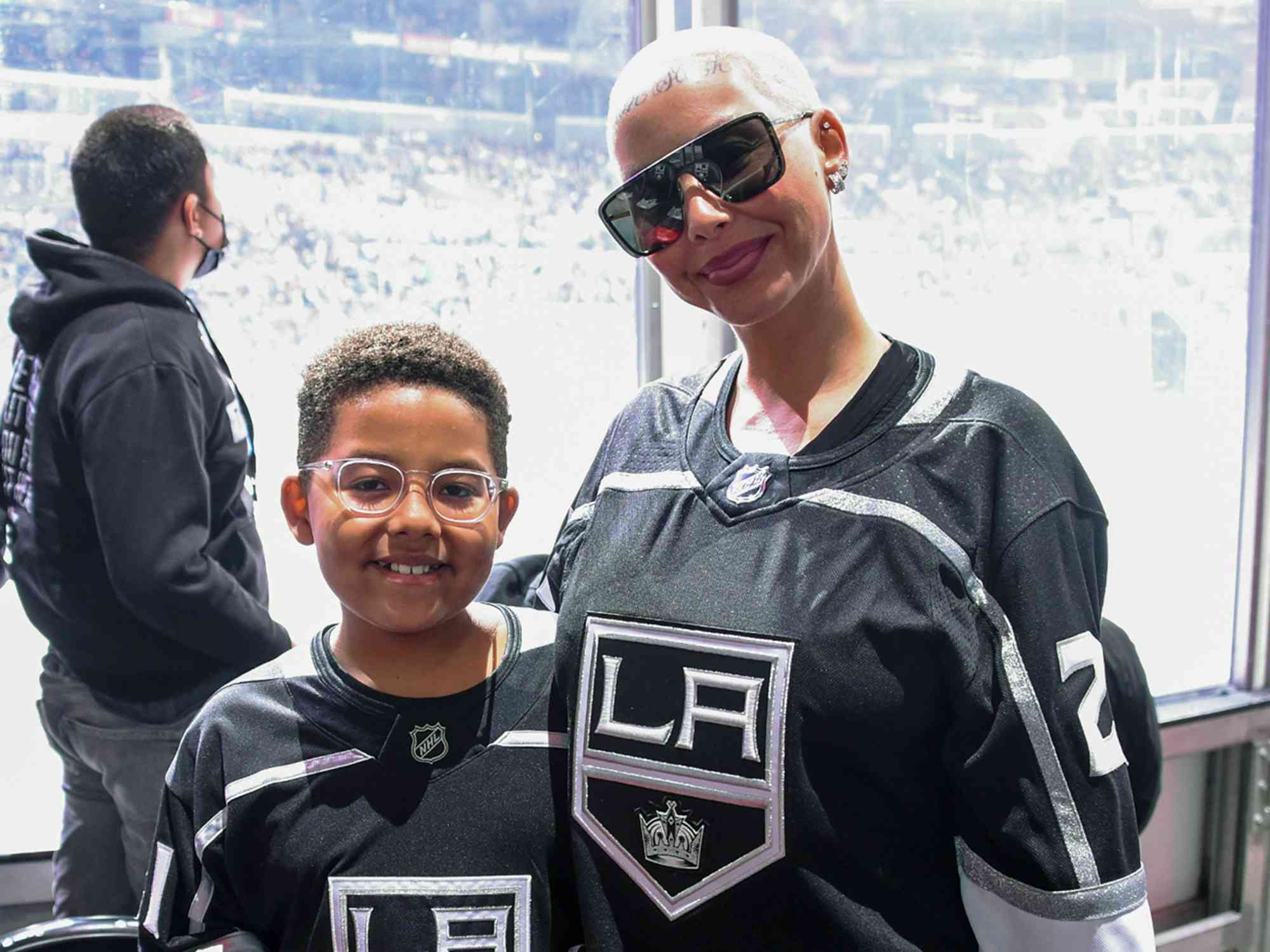 Amber Rose and son Sebastian Taylor Thomaz watch Los Angeles Kings game at STAPLES Center on November 27, 2021 in Los Angeles, California