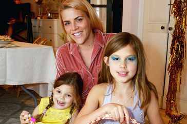 Cricket Pearl Silverstein, Busy Philipps, and Birdie Leigh Silverstein