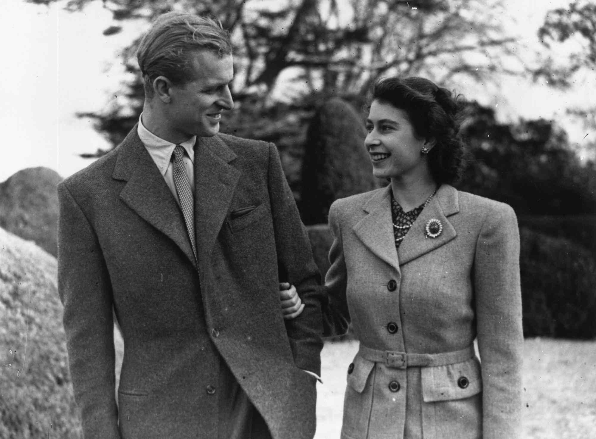 Princess Elizabeth and The Prince Philip, Duke of Edinburgh enjoying a walk during their honeymoon at Broadlands, Romsey, Hampshire