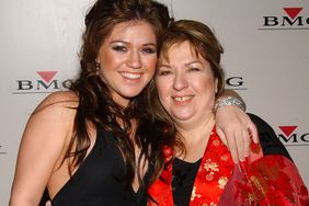Kelly Clarkson and Jeanne Taylor.