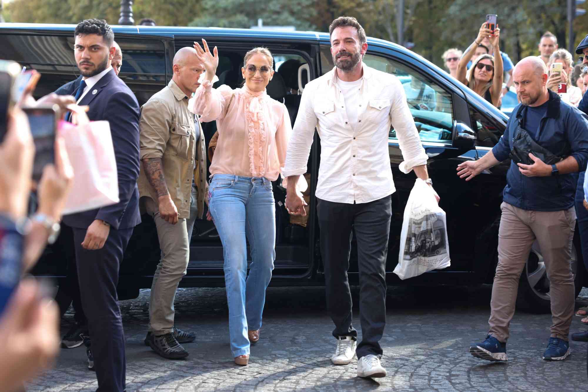 PARIS, FRANCE - JULY 25: Jennifer Lopez and Ben Affleck arrive at their Hotel on July 25, 2022 in Paris, France. (Photo by Pierre Suu/GC Images)