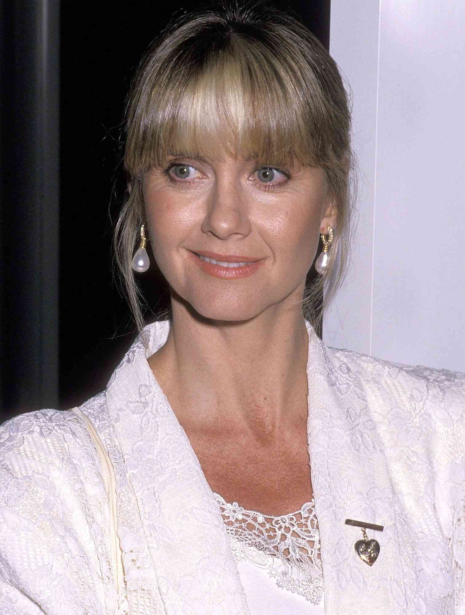 106793862RG522_OliviaNewtonJohn