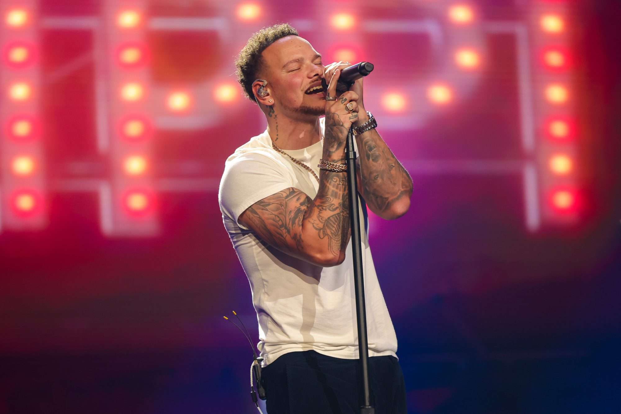 Kane Brown performs onstage at the Fourth Edition of the Bud Light Super Bowl Music Fest presented by On Location held at Footprint Center on February 11, 2023 in Phoenix, Arizona. (Photo by Christopher Polk/Penske Media via Getty Images)