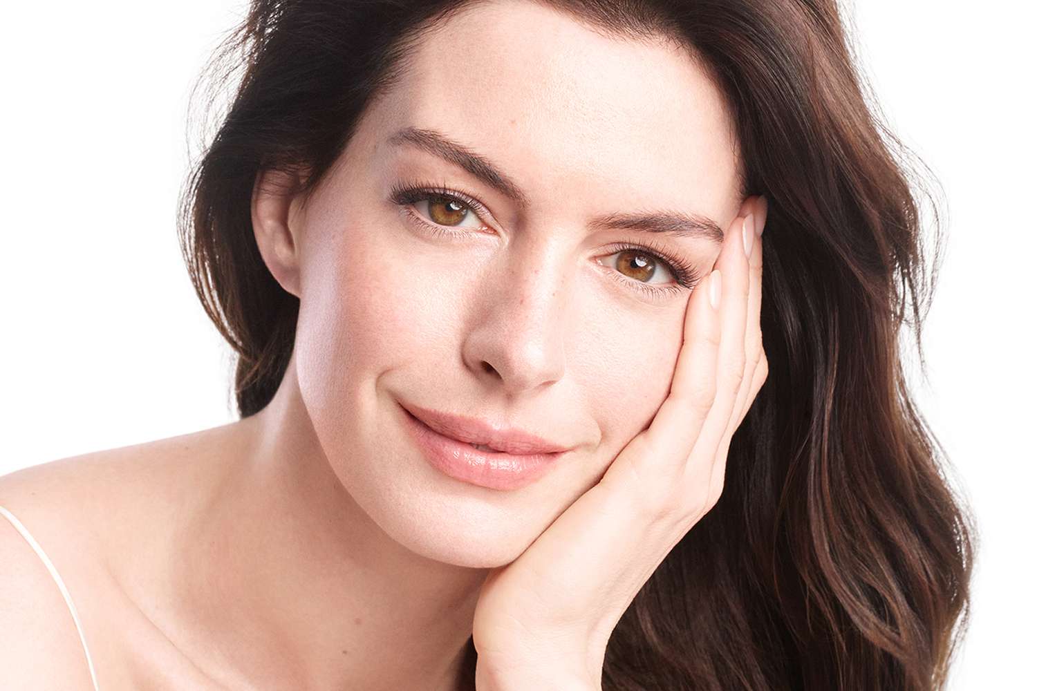 Anne Hathaway is Shiseido's new ambassador