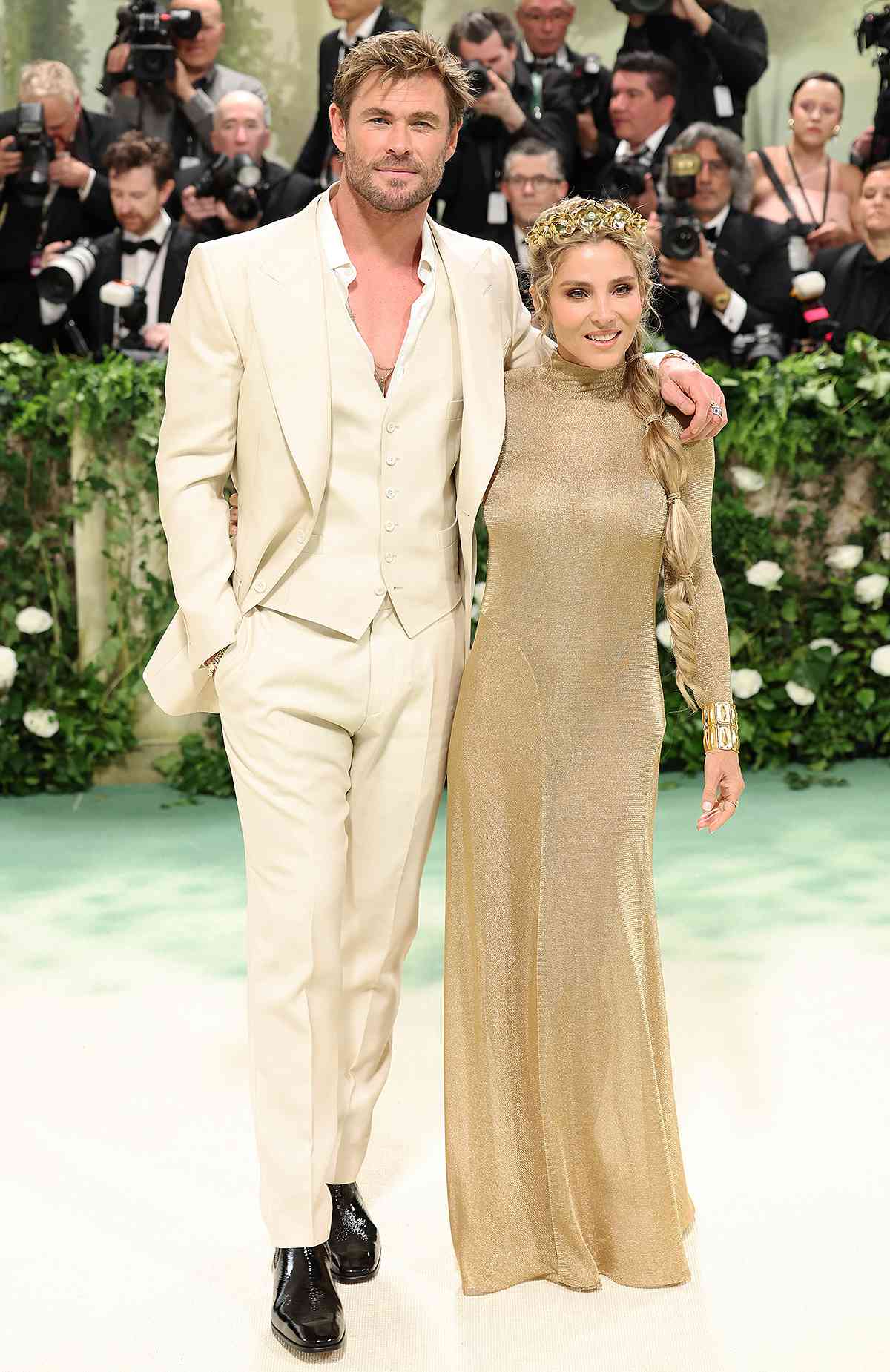 Chris Hemsworth and Elsa Pataky attend The 2024 Met Gala Celebrating "Sleeping Beauties: Reawakening Fashion" at The Metropolitan Museum of Art on May 06, 2024 in New York City.