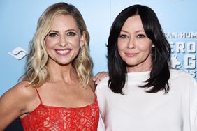 Sarah Michelle Gellar and Shannen Doherty 