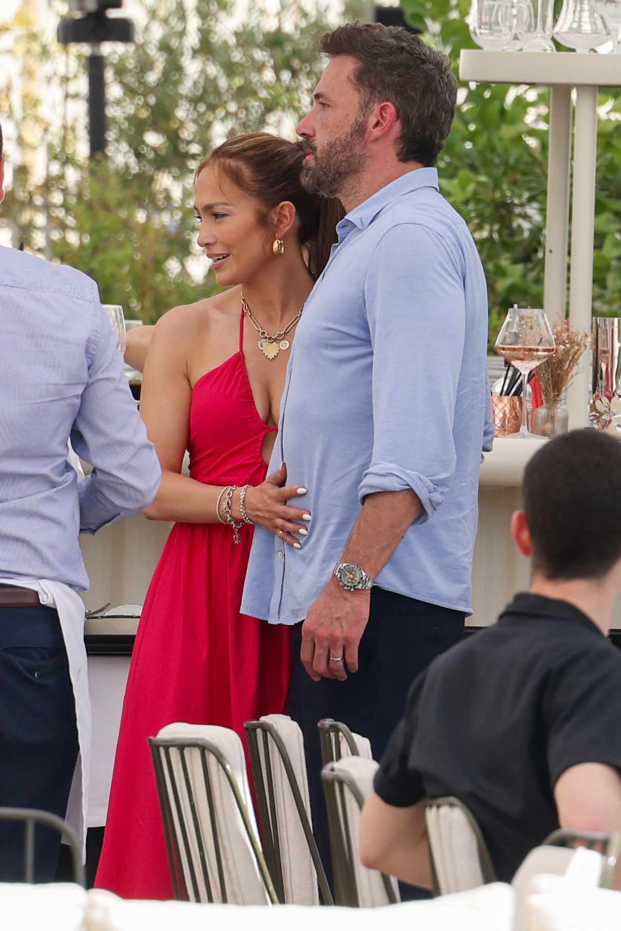 PARIS, FRANCE - JULY 24: Jennifer Lopez and Ben Affleck are seen at a restaurant near the Louvre Museum on July 24, 2022 in Paris, France. (Photo by Pierre Suu/GC Images)