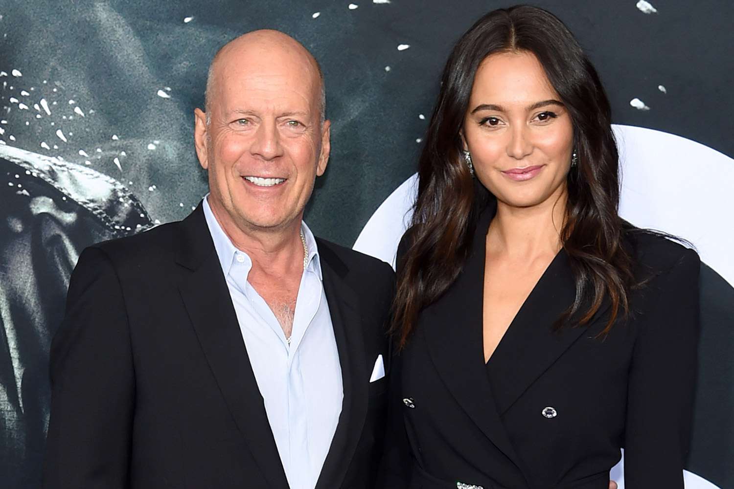  Bruce Willis and Emma Heming attend the "Glass" New York Premiere at SVA Theater on January 15, 2019