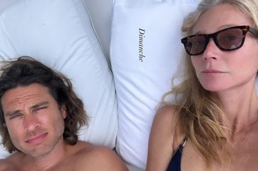 Gwyneth paltrow brad falchuck dimanche sunday morning bed 03 17 24 instagram