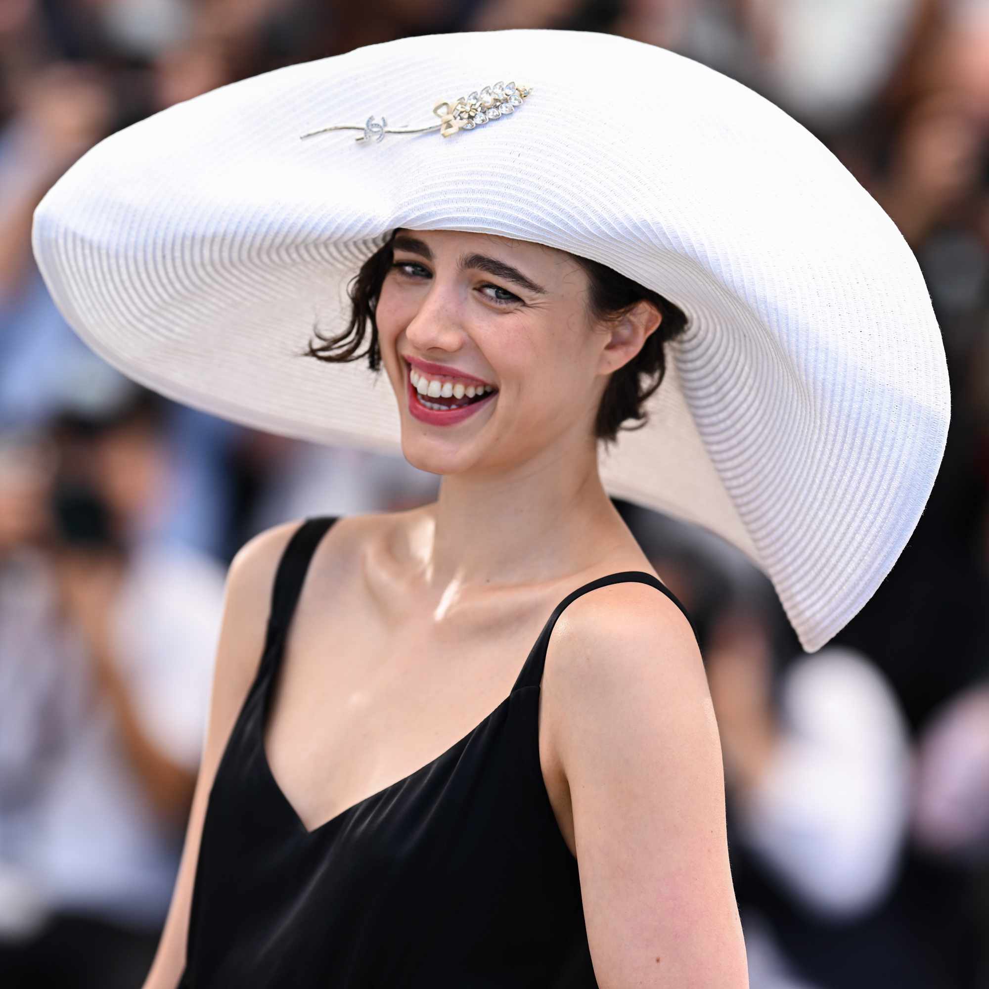 : Margaret Qualley attends the Kinds Of Kindness Photocall at the 77th annual Cannes Film Festival at Palais des Festivals on May 18, 2024 in Cannes, France. 