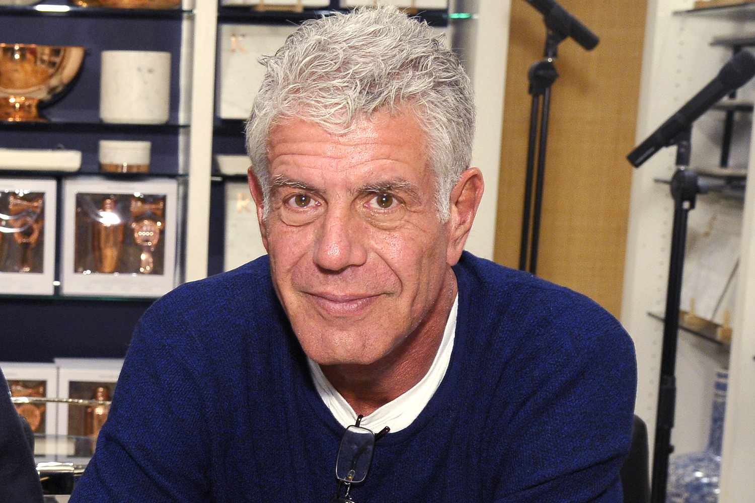  Anthony Bourdain attends Hey New York: Meet Anthony Bourdain + Eric Ripert book signing event for his book "Appetites: A Cookbook"