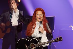 CMT The Judds Love Is Alive The Final Concert Featuring Wynonna