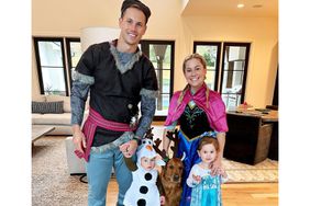 https://www.instagram.com/p/CkZjLqorTLK/?hl=en shawnjohnson's profile picture shawnjohnson Verified Brought to you by the one and only @drewhazeleast #happyhalloween 40m