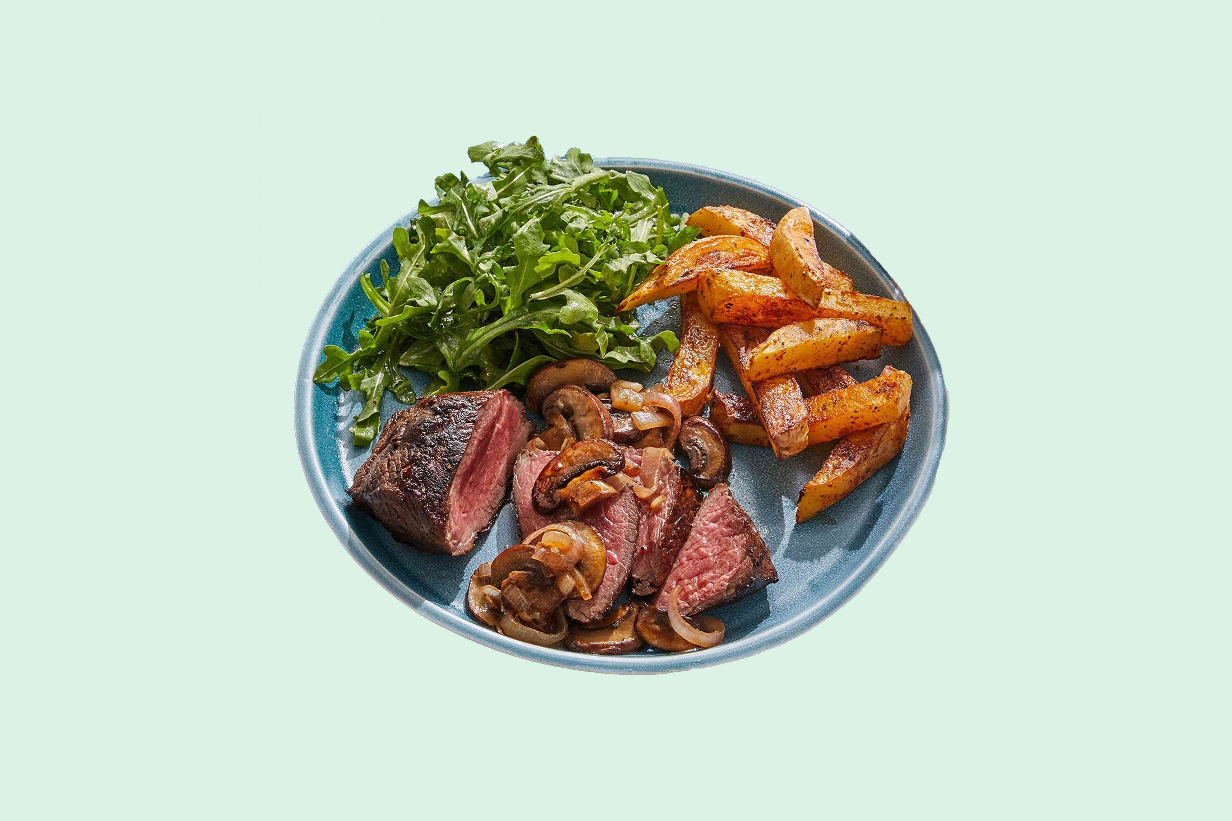 BLUE APRON SEARED STEAKS AND MUSHROOM PAN SAUCE