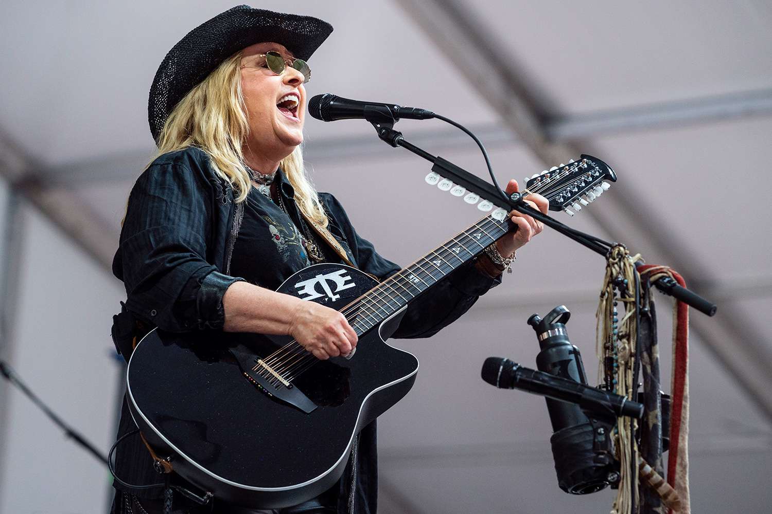 Melissa Etheridge performs during 2023 New Orleans Jazz & Heritage Festival