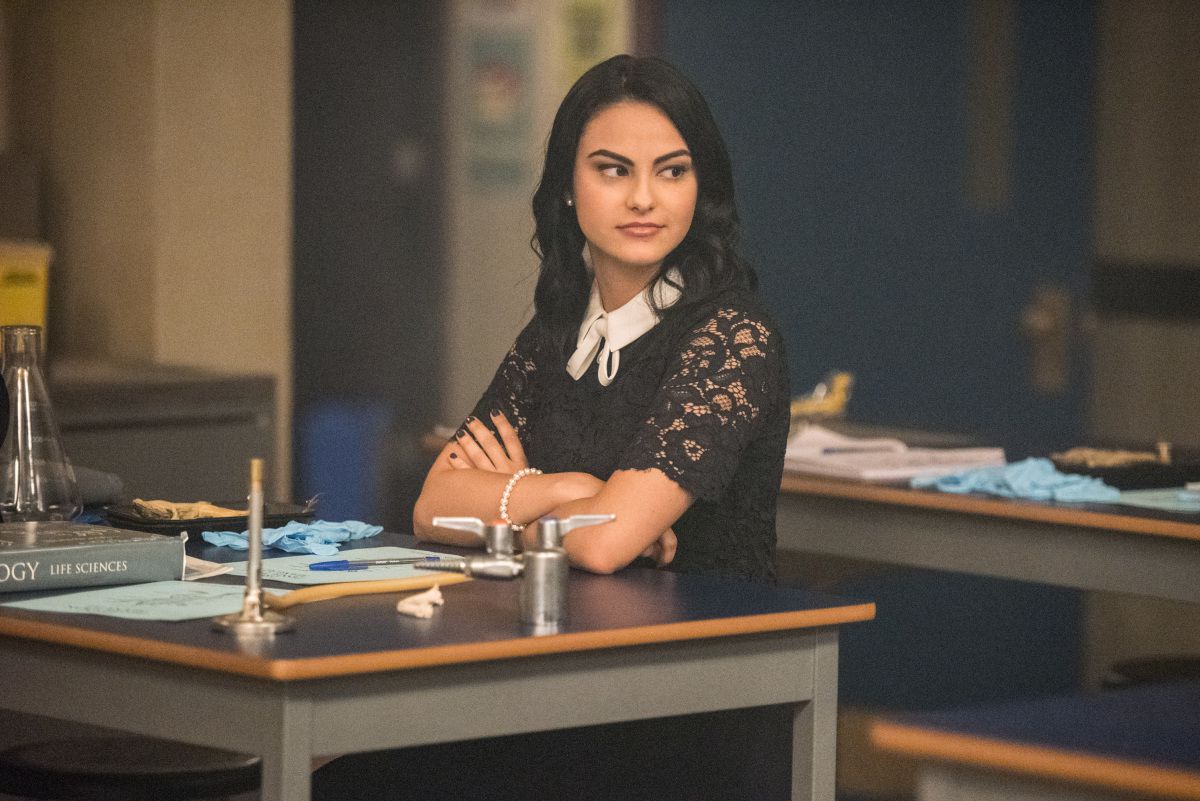 Camila Mendes