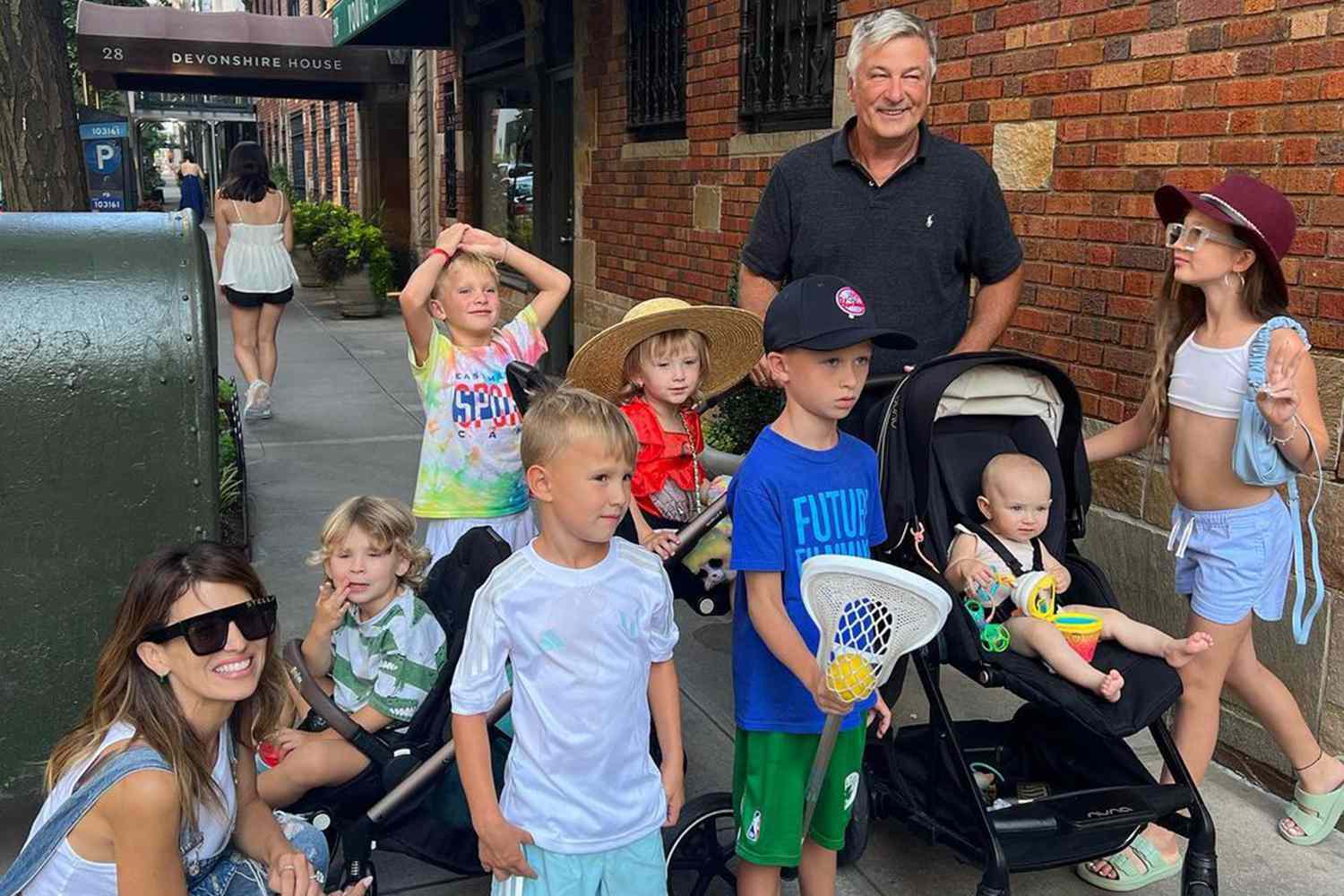 Alec Baldwin hilaria seven children kids 09 04 23