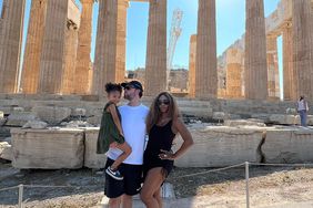 Serena Williams with family in Greece