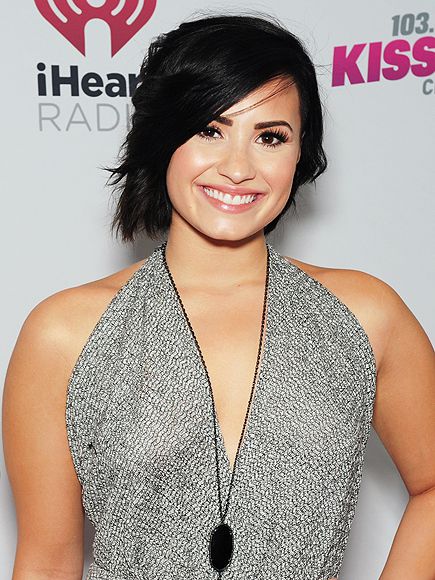 DEMI LOVATO: ON SEXUAL EXPERIMENTATION