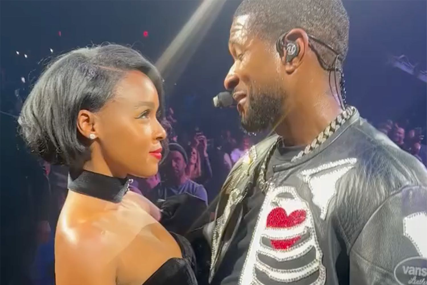 Usher Serenades Janelle Monae with Sexy Song at Las Vegas Residency