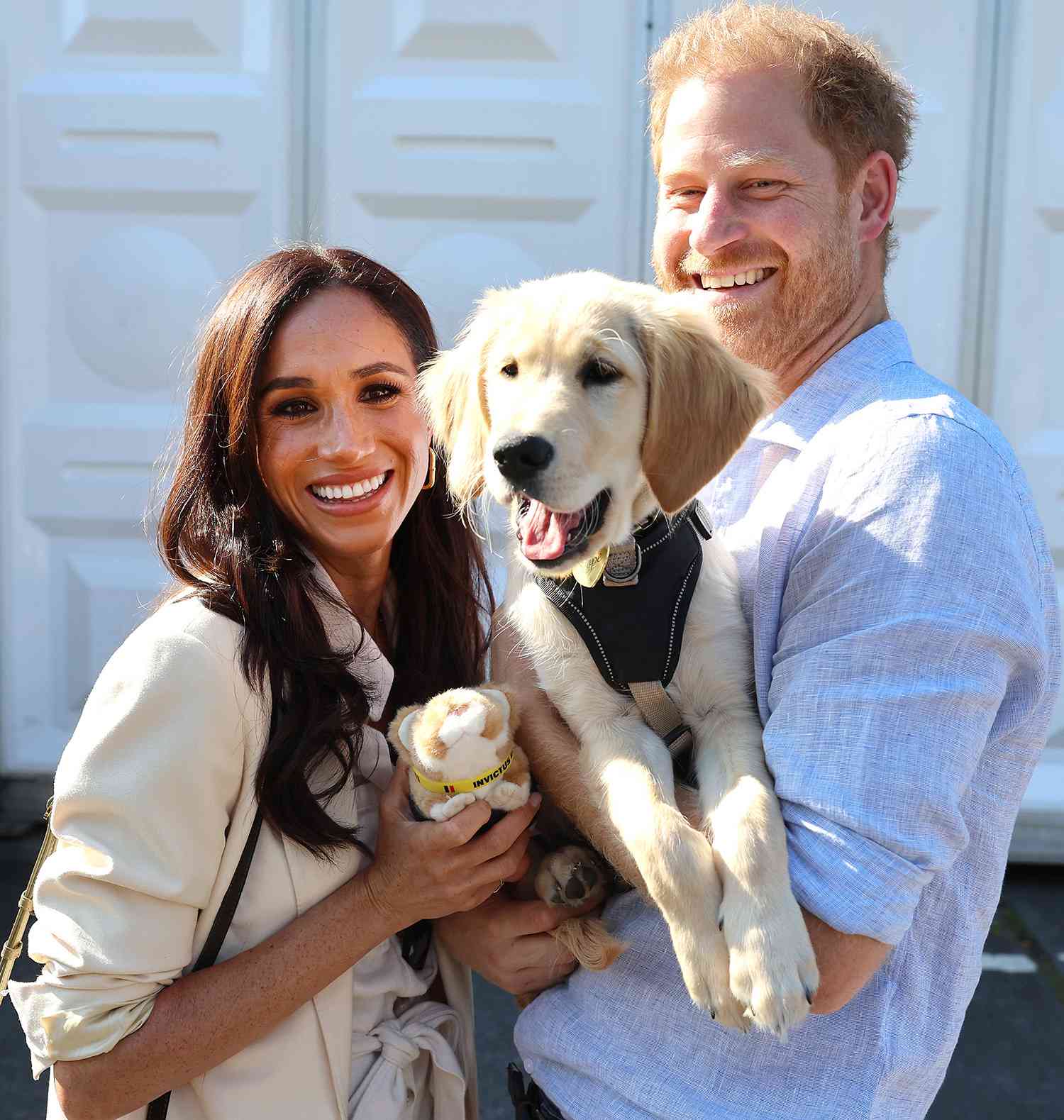 Meghan, Duchess of Sussex and Prince Harry, Duke of Sussex attend the Time Trial & Criterium Cycling at the Cycling Track during day six of the Invictus Games