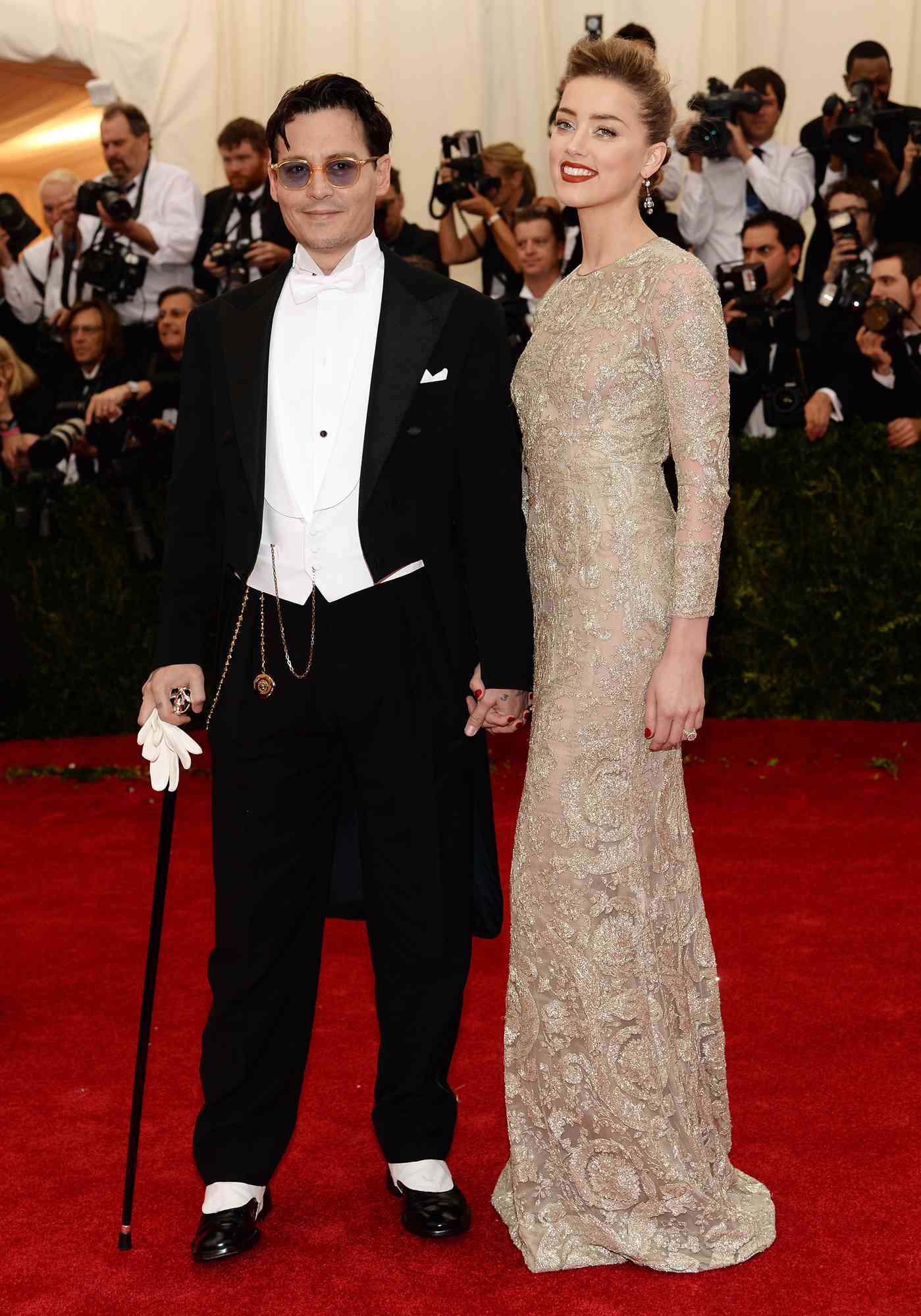 ohnny Depp and Amber Heard attend the "Charles James: Beyond Fashion" Costume Institute Gala at the Metropolitan Museum of Art in New York City