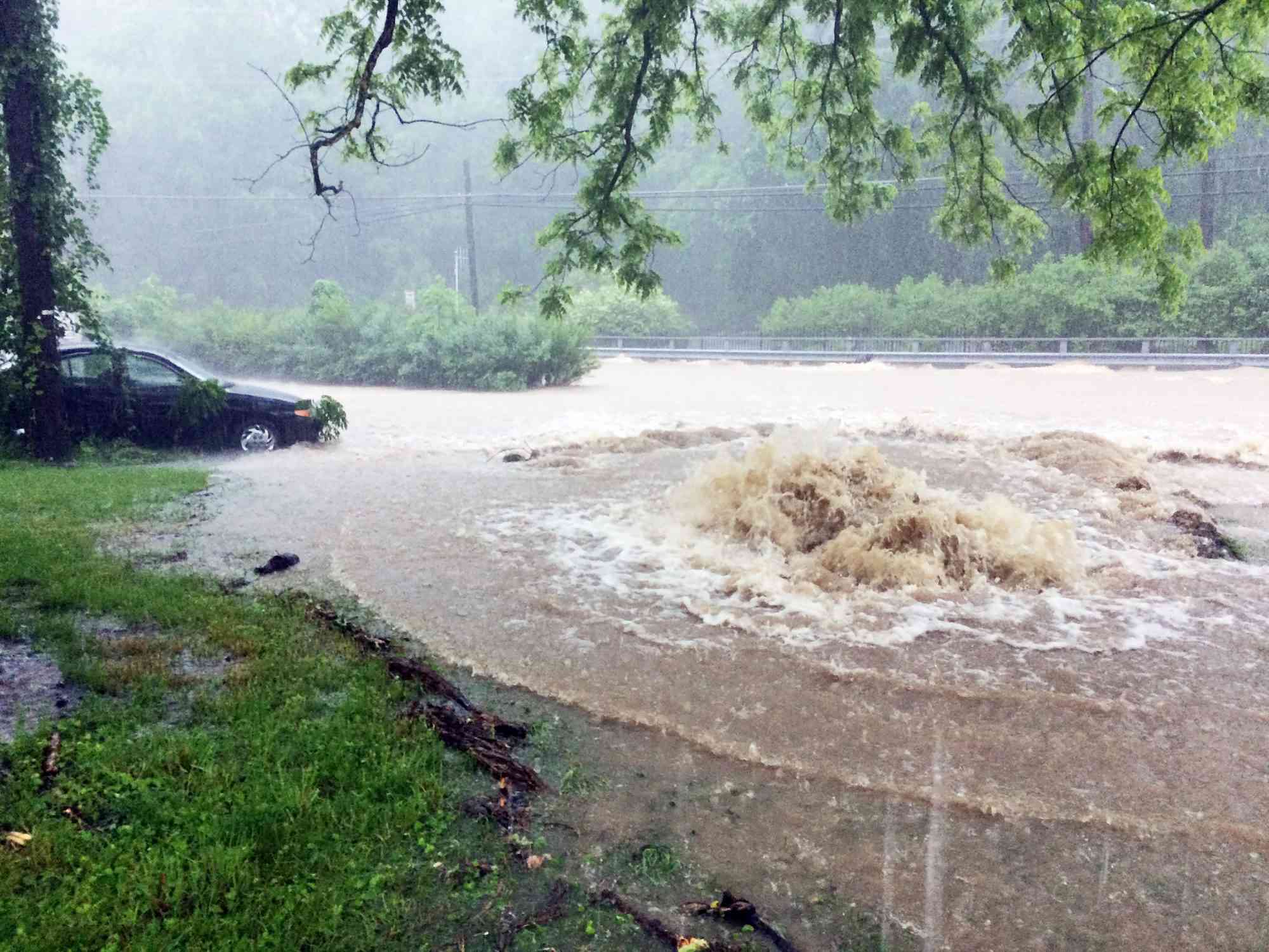 Ellicott City awash in flood waters as heavy rain drenches Baltimore region