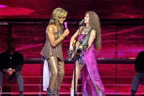 Hoda Kotb Joins Shania Twain at Madison Square Garden for 'You're Still the One' Performance