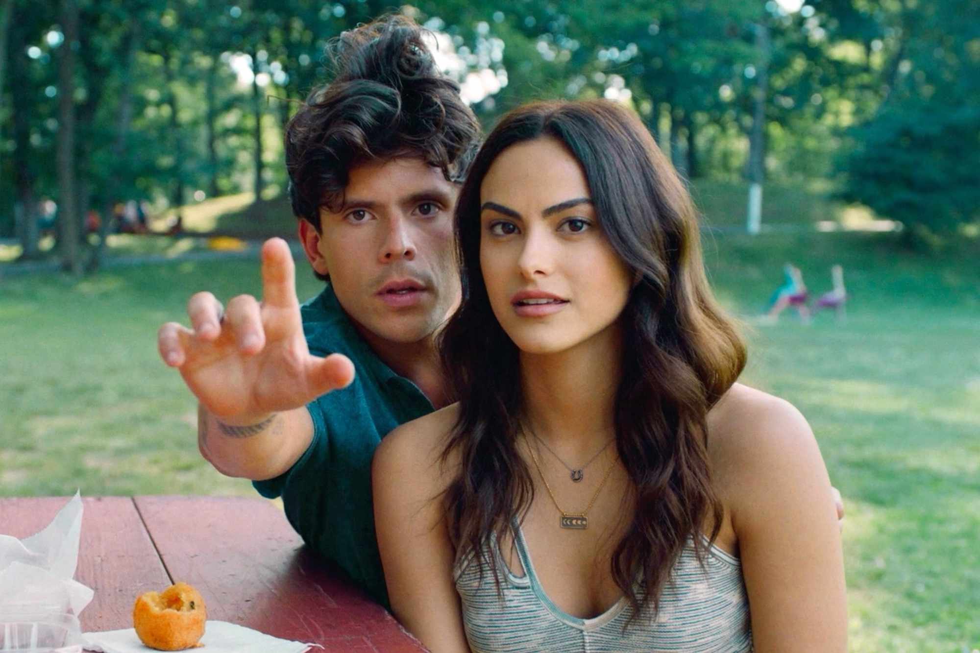 Camila Mendes and Rudy Mancuso in Música