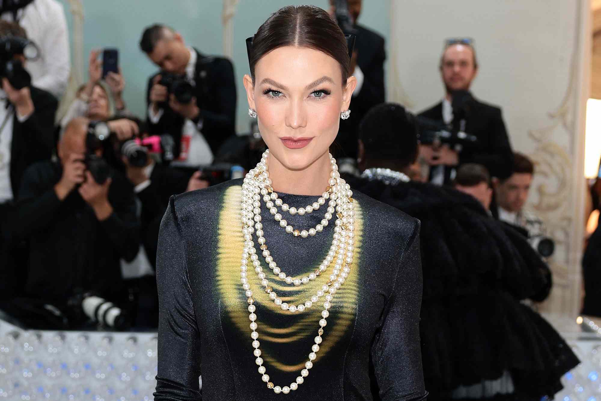 Karlie Kloss attends The 2023 Met Gala Celebrating "Karl Lagerfeld: A Line Of Beauty" at The Metropolitan Museum of Art on May 01, 2023 in New York City.