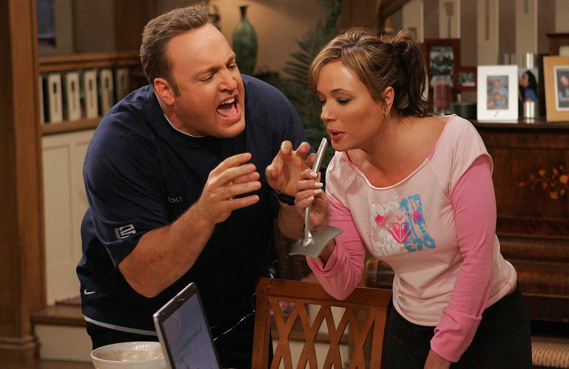 Kevin James and Leah Remini star in The King of Queens, scheduled to air on the CBS Television Network.