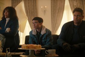 The Umbrella Academy. (L to R) Emmy Raver-Lampman as Allison Hargreeves, Elliot Page as Viktor Hargreeves, Tom Hopper as Luther Hargreeves in episode 403 of The Umbrella Academy. 