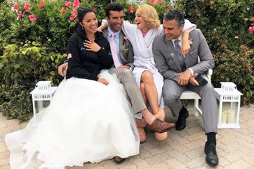 Gina Rodriguez and Justin Baldoni Celebrate Jane the Virgin on the 5th Anniversary of its Series Finale