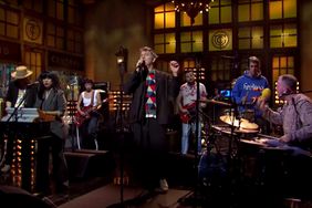 LCD Soundsystem Yr City’s a Sucker (Live) SNL Saturday Night