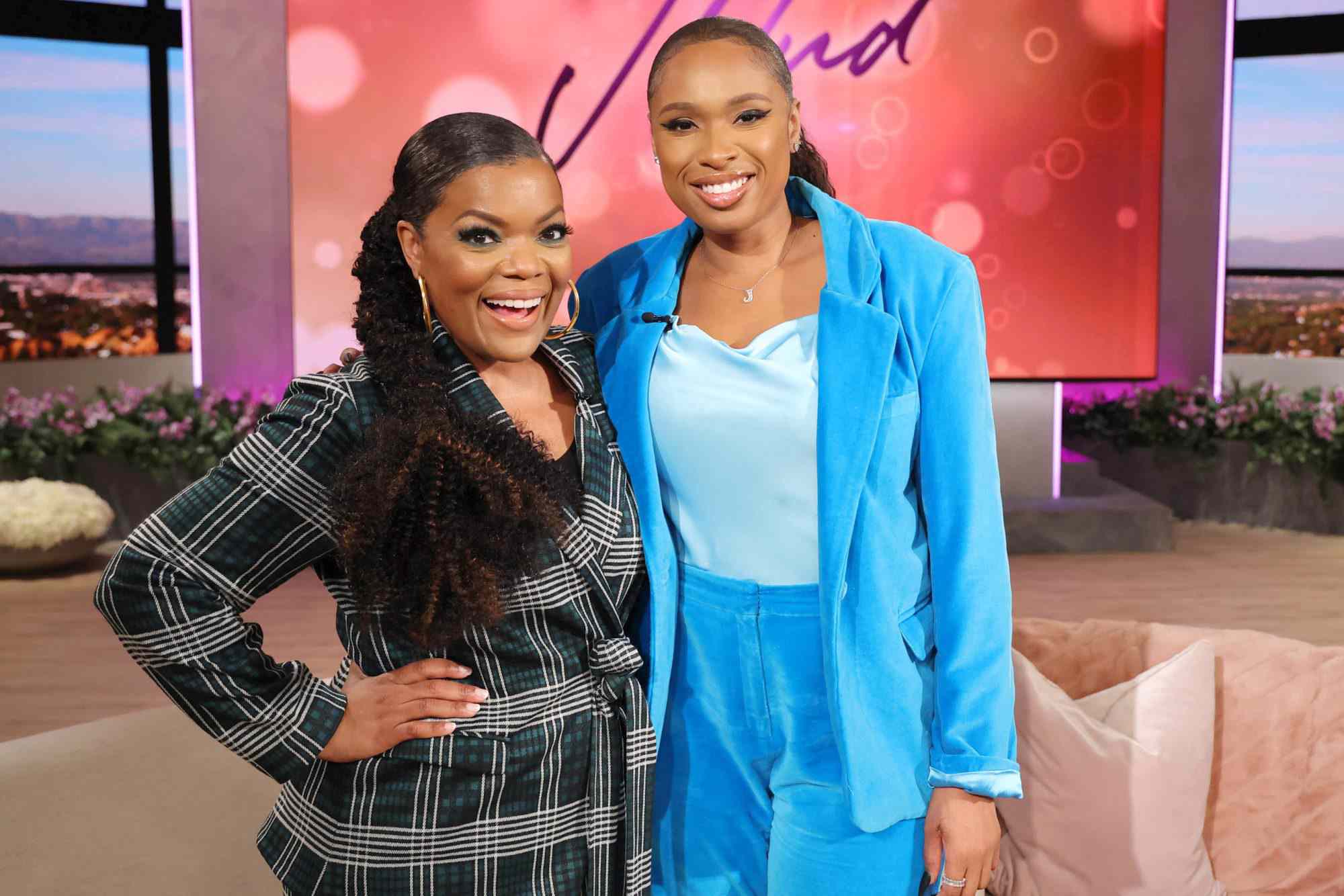 YVETTE NICOLE BROWN TALKS ABOUT AUDITIONING FOR JENNIFER Hudson’S ROLE IN “DREAMGIRLS” . Photo Credit: Chris Millard/Warner Bros.