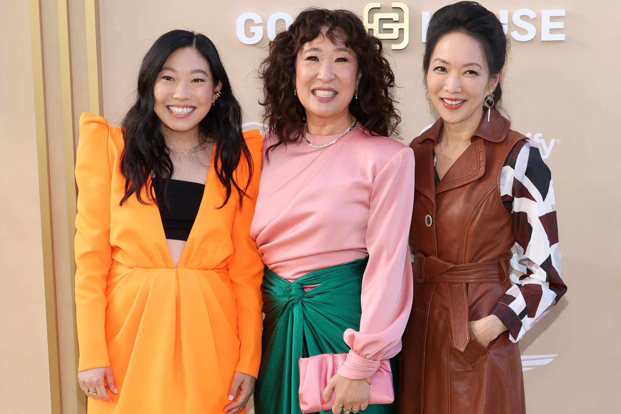 LOS ANGELES, CALIFORNIA - MAY 06: (L-R) Awkwafina, Sandra Oh and Jessica Yu attend Gold House's 2nd annual Gold Gala at The Music Center on May 06, 2023 in Los Angeles, California. (Photo by Monica Schipper/Getty Images)