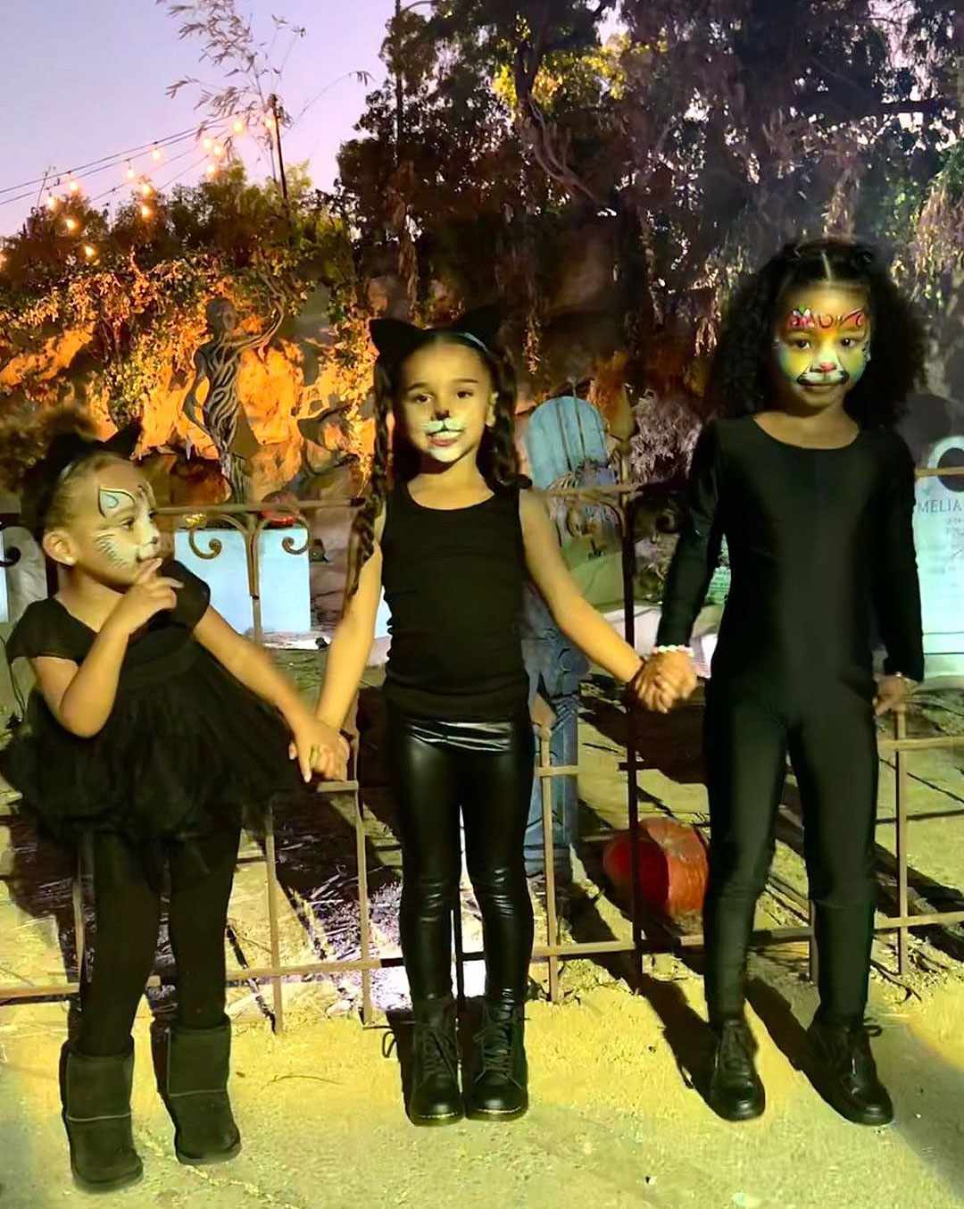 True Thompson and Dream Kardashian halloween