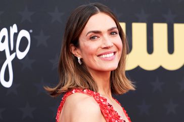 Mandy Moore at The 29th Critics' Choice Awards held at The Barker Hangar on January 14, 2024 in Santa Monica, California.