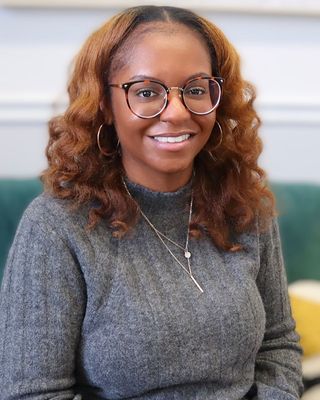 Photo of LaShawn Etheridge, LCSW, Clinical Social Work/Therapist