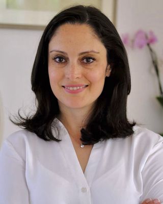 Photo of Javaneh Pirzadamoli, MA, MUKCP, Psychotherapist