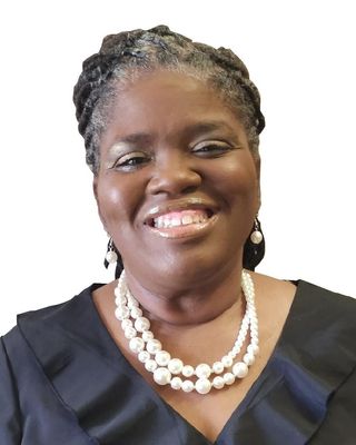 Photo of Shaletha Robinson, MA, LPC, Counselor