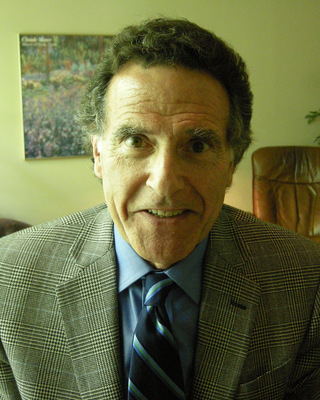 Photo of Peter Z. Perault, MD, Psychiatrist