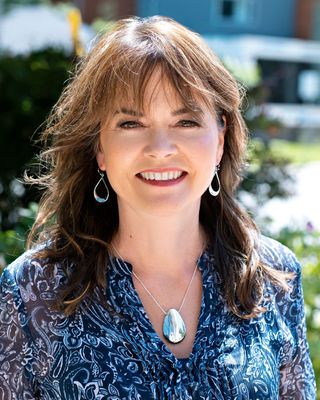 Photo of Linda Rombough, M Ed, RP, CCC, Registered Psychotherapist