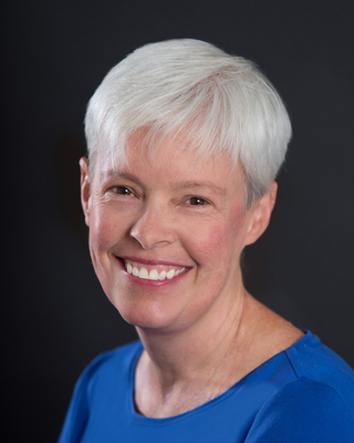 Photo of Elizabeth Brownlie, MA, PhD, Registered Psychotherapist