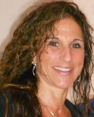 Photo of Tracy Sapier, MBACP Accred, Psychotherapist