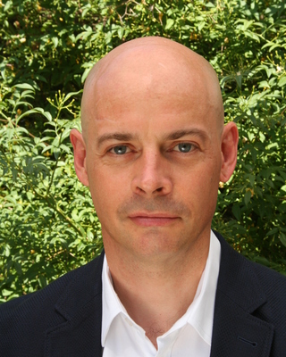 Photo of Daniel Dacre, MUKCP, Psychotherapist