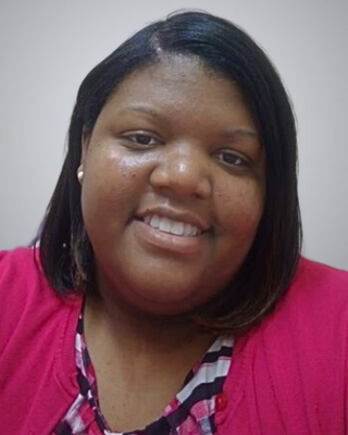 Photo of Michelle Glenn, LCSW-C, CCTP-II, Clinical Social Work/Therapist