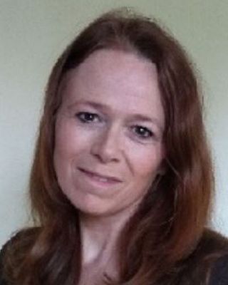 Photo of Dr Eleanor Johnston, PsychD, CPsychol, Psychologist