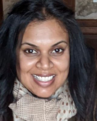 Photo of Shivon Raghunandan, RP, EdD, Registered Psychotherapist